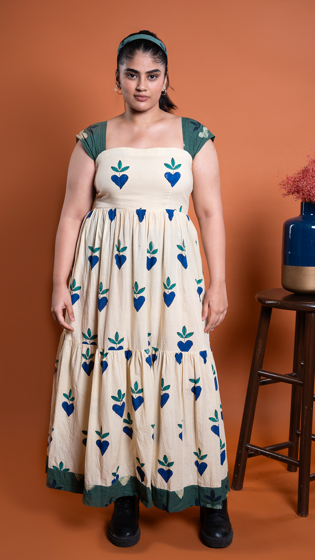 Heartleaf Off-Shoulder Dress